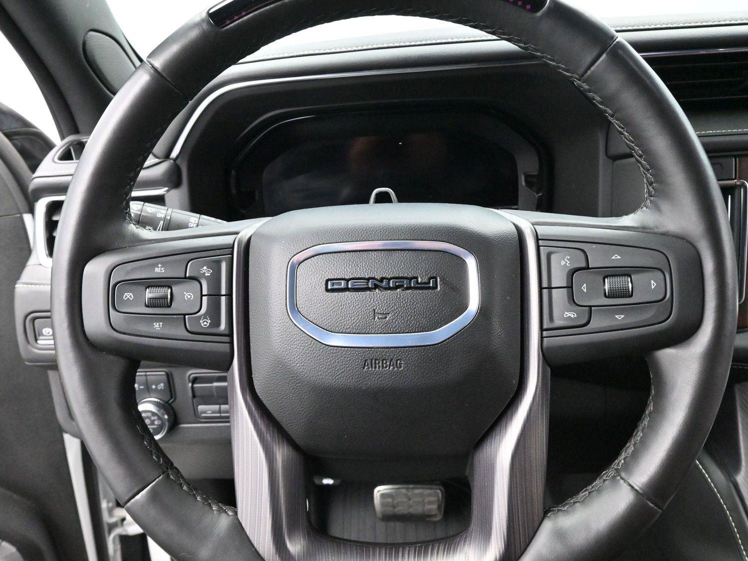 Used 2024 GMC Yukon XL Denali Ultimate image 20