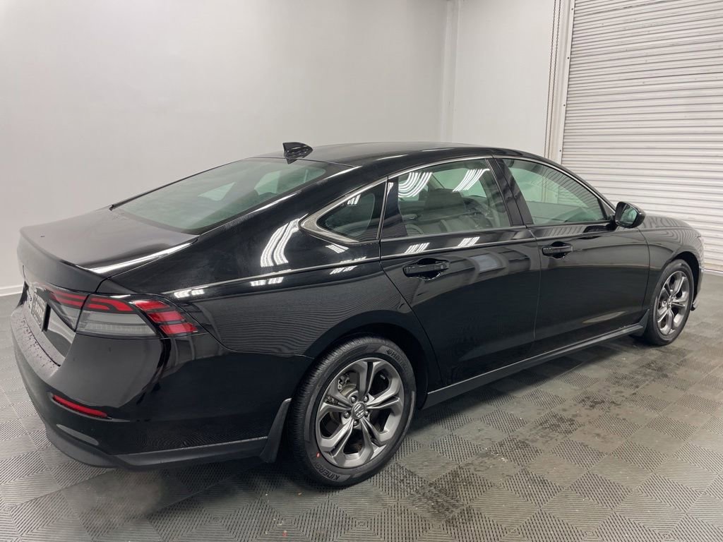 Used 2023 Honda Accord EX image 8