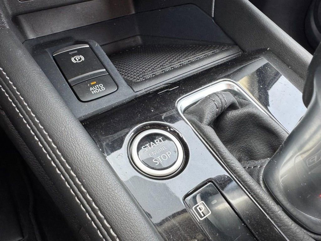 Used 2024 Nissan Kicks SV image 21