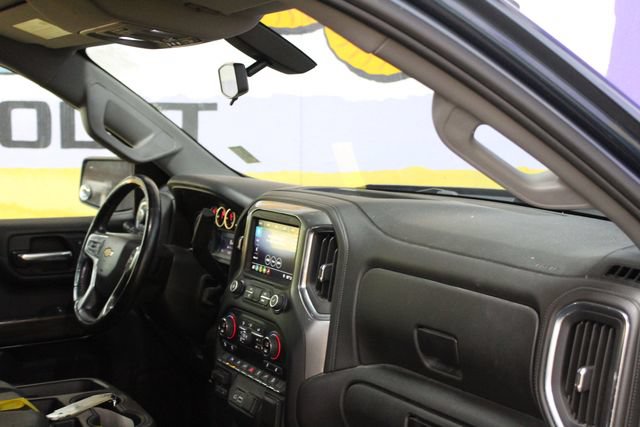 Used 2019 Chevrolet Silverado 1500 LT w/ Convenience Package AWD/4WD image 12