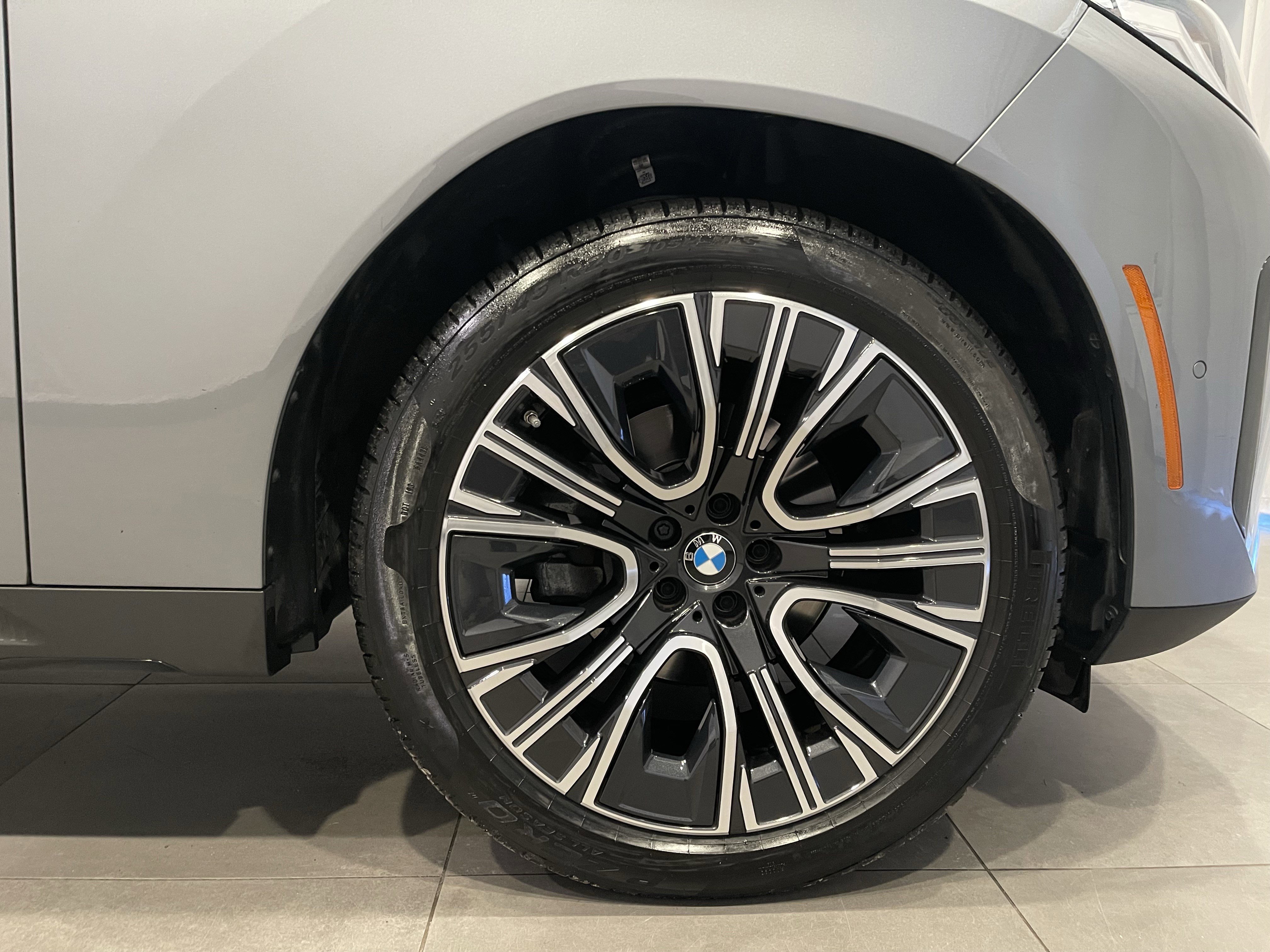 Used 2025 BMW X3 xDrive30i w/ Premium Package AWD/4WD image 10