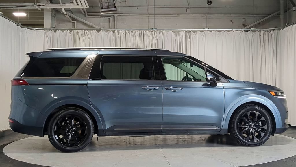 Used 2024 Kia Carnival SX Prestige FWD image 9