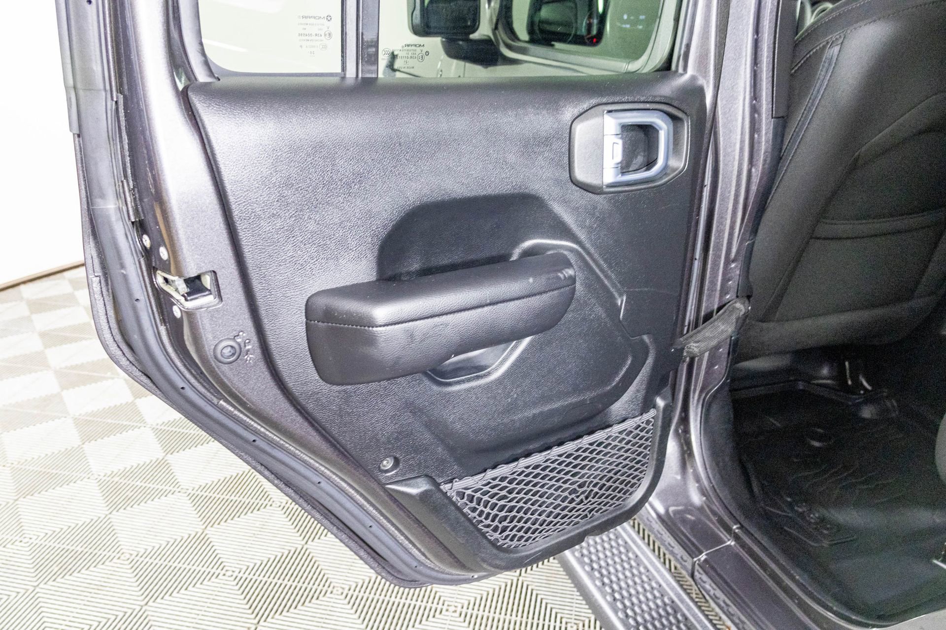 Used 2021 Jeep Wrangler Unlimited Sport image 27