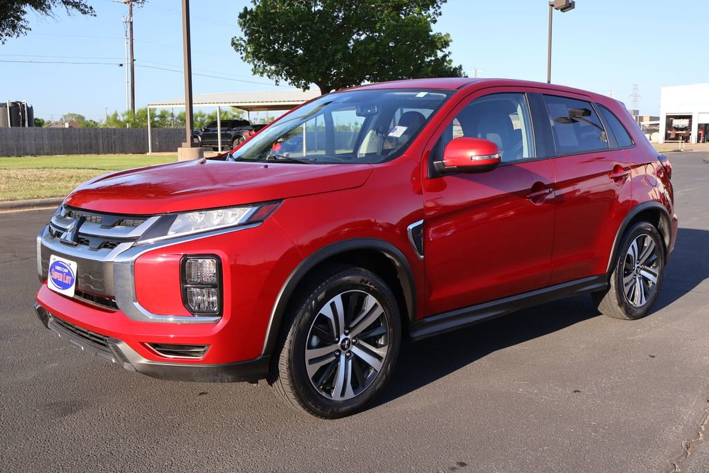 Used 2025 Mitsubishi Outlander Sport ES AWD/4WD image 9