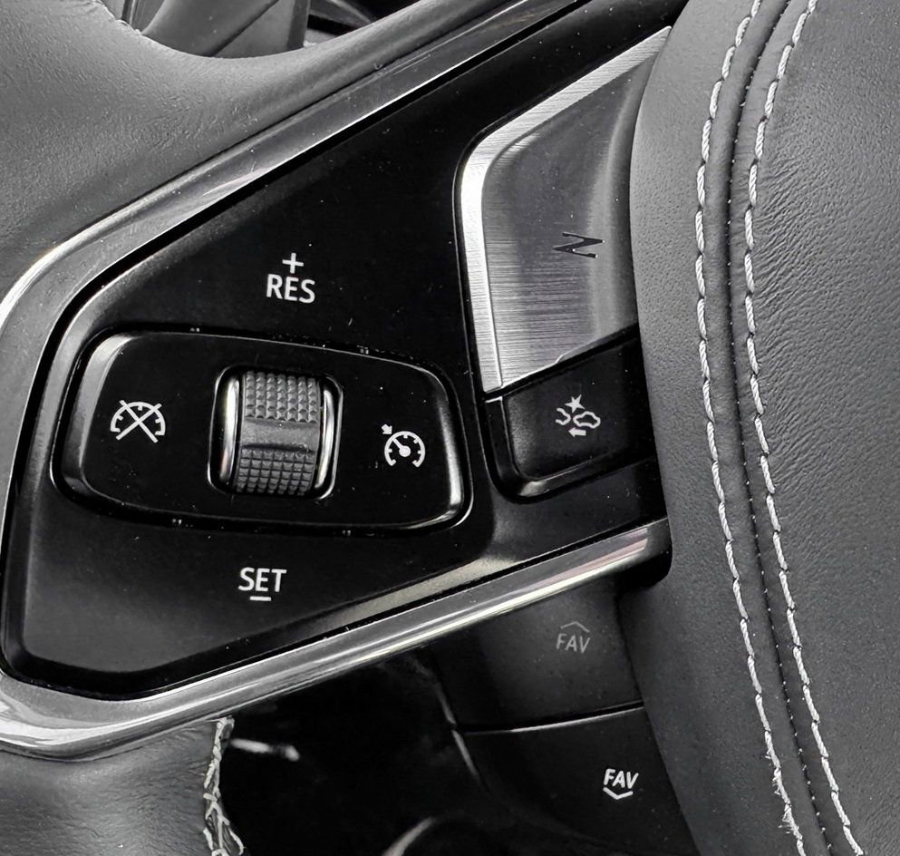 Used 2025 Chevrolet Corvette Z06 image 26