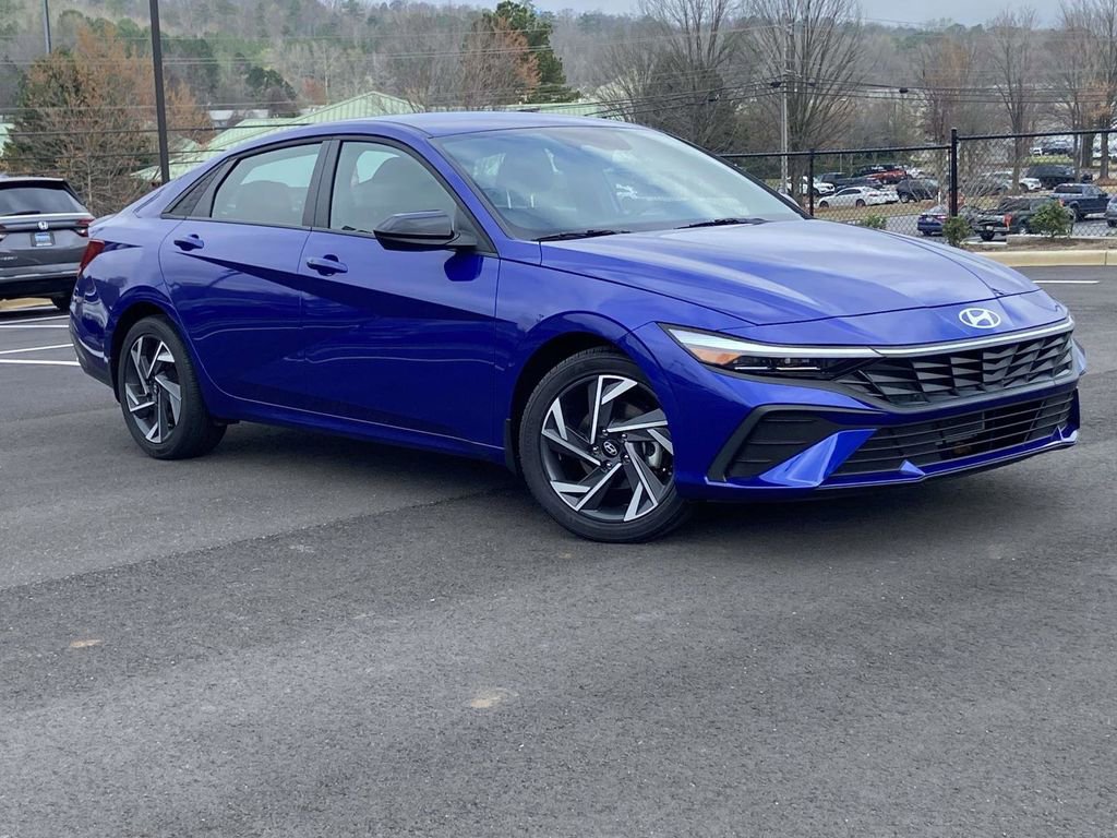Certified 2025 Hyundai Elantra Sport