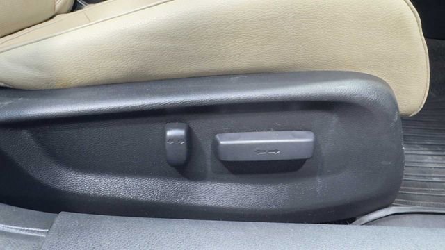 Used 2020 Honda Civic Touring image 13