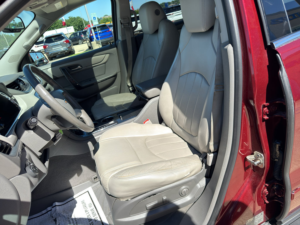 Used 2016 Chevrolet Traverse LTZ FWD image 10