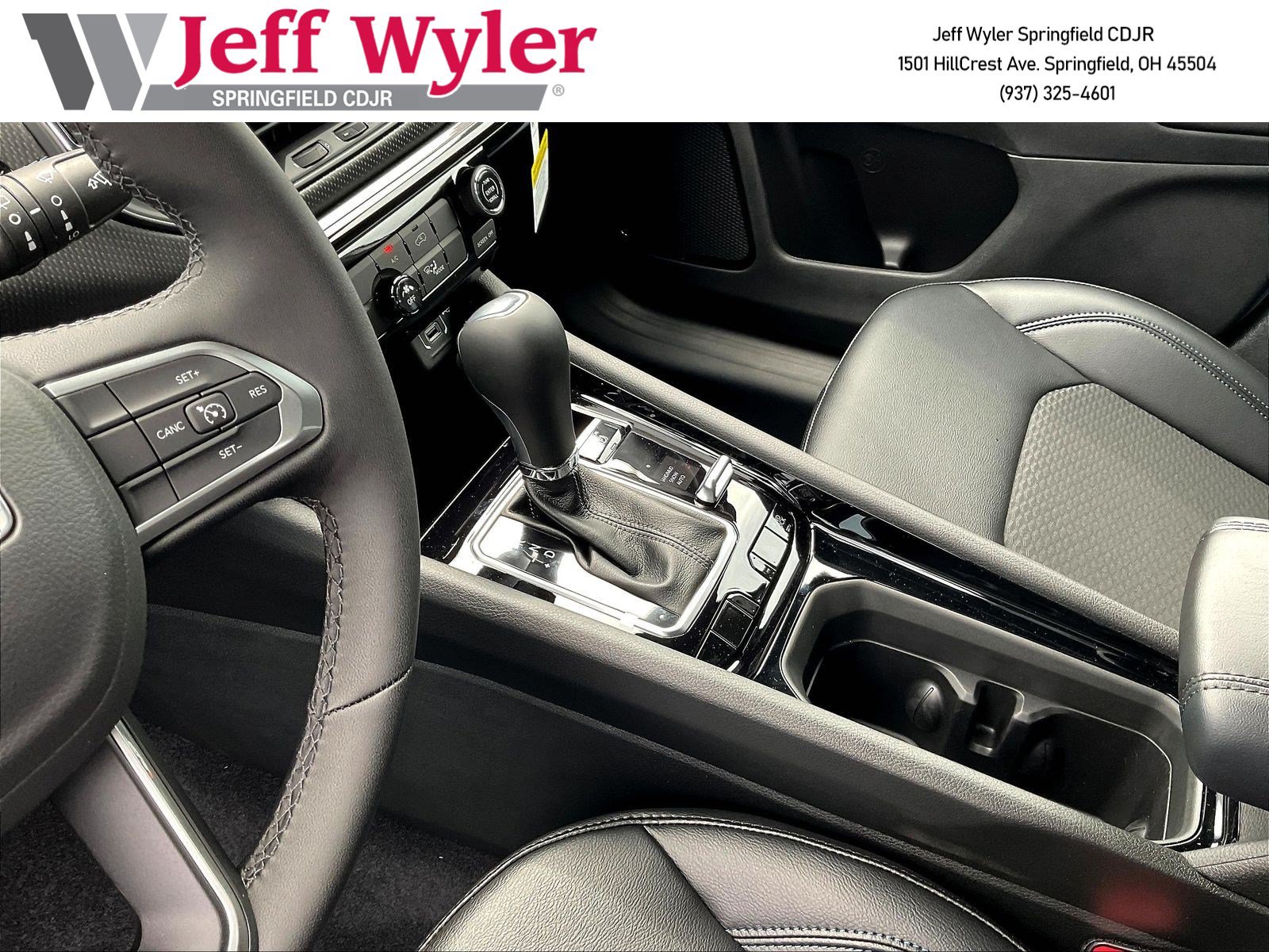New 2026 Jeep Compass Latitude AWD/4WD image 13
