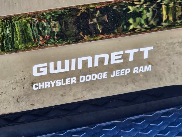 Used 2026 Jeep Gladiator Mojave w/ Safety Group AWD/4WD image 11