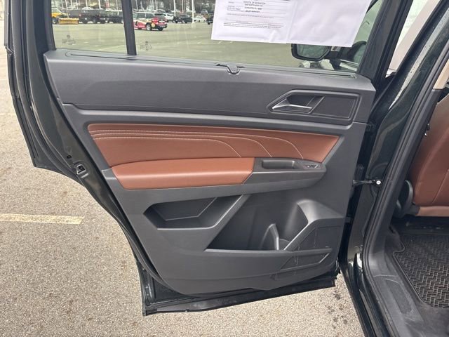 Used 2022 Volkswagen Atlas SEL image 18