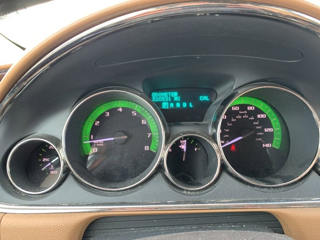 Used 2015 Buick Enclave Leather image 9