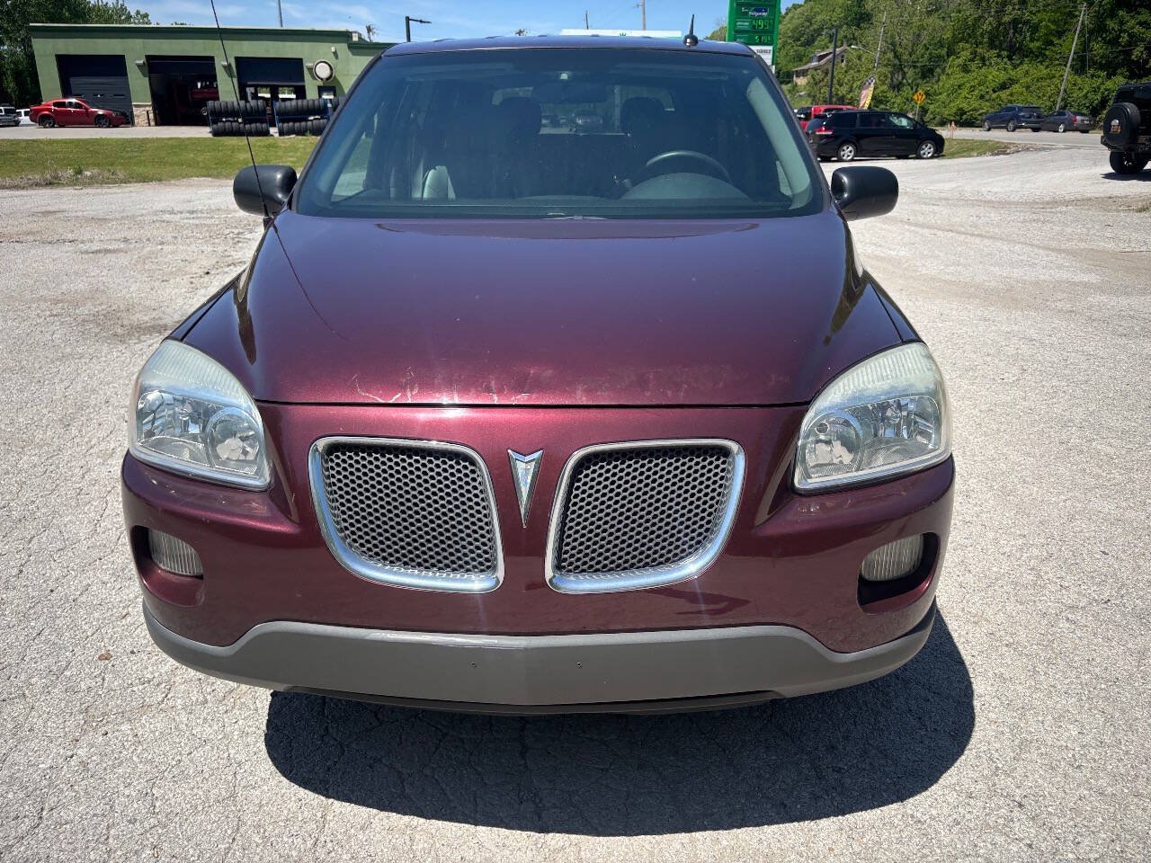 Used 2009 Pontiac Montana SV6 FWD image 3