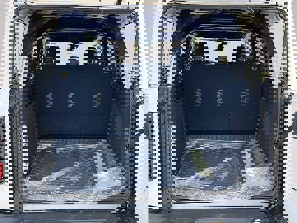 New 2025 Ford Bronco Raptor image 39