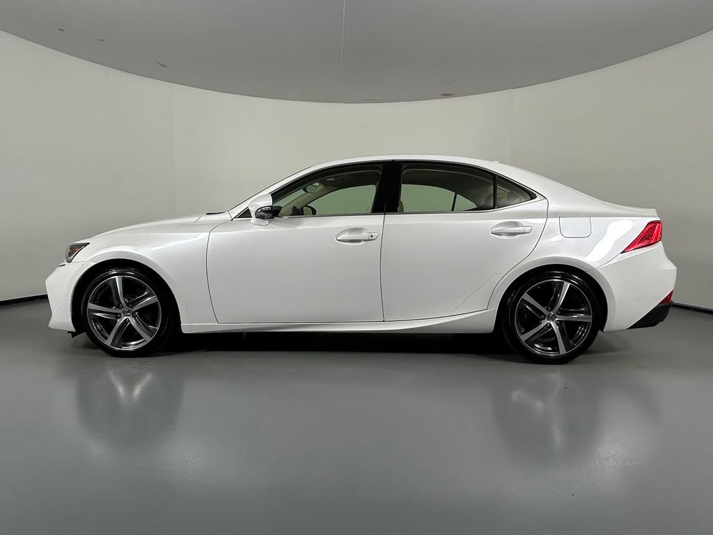 Used 2017 Lexus IS 300 AWD image 4