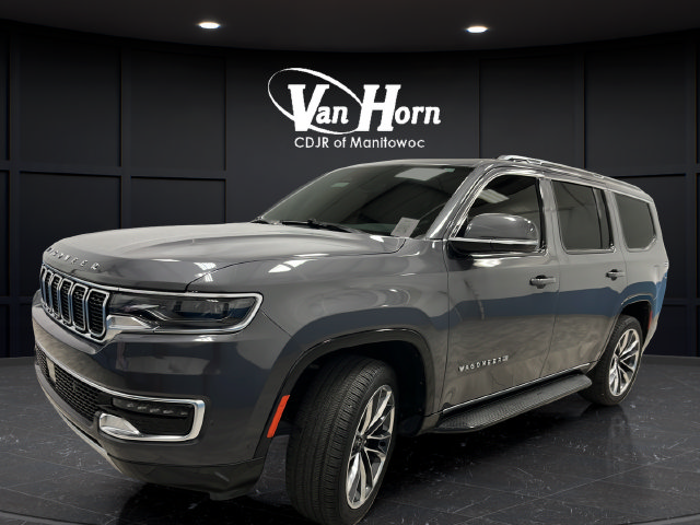 Used 2022 Jeep Wagoneer Series II w/ Premium Group I AWD/4WD image 3