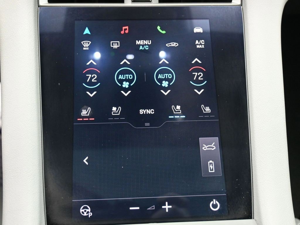 Used 2023 Porsche Taycan image 30