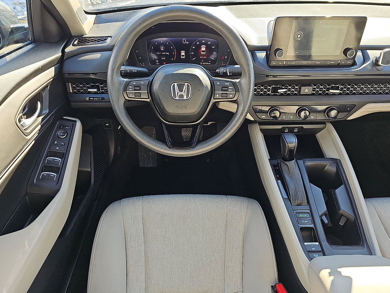 Used 2023 Honda Accord EX image 11