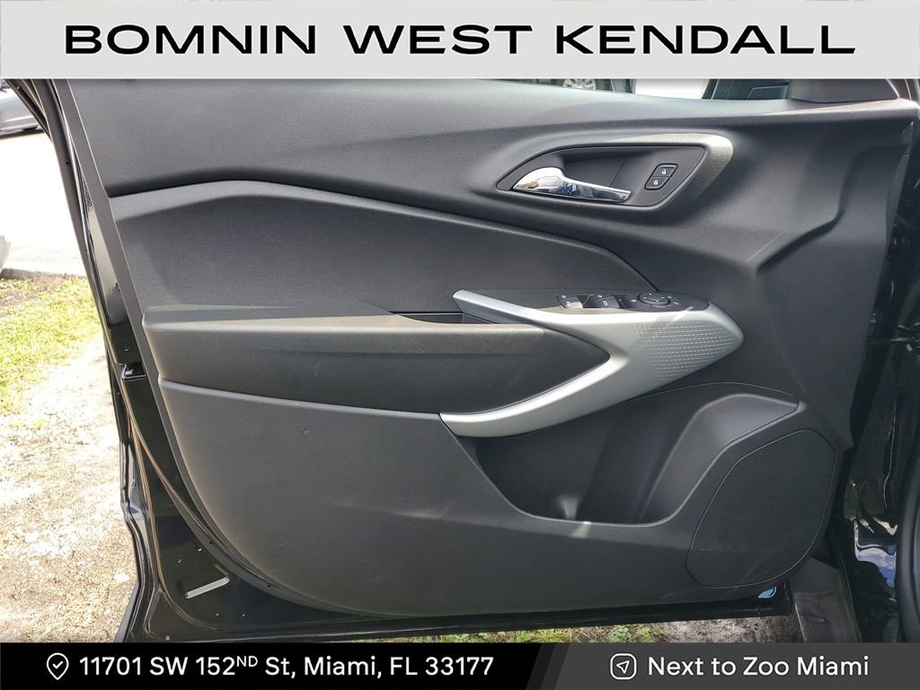 Used 2026 Chevrolet Trax LS image 10