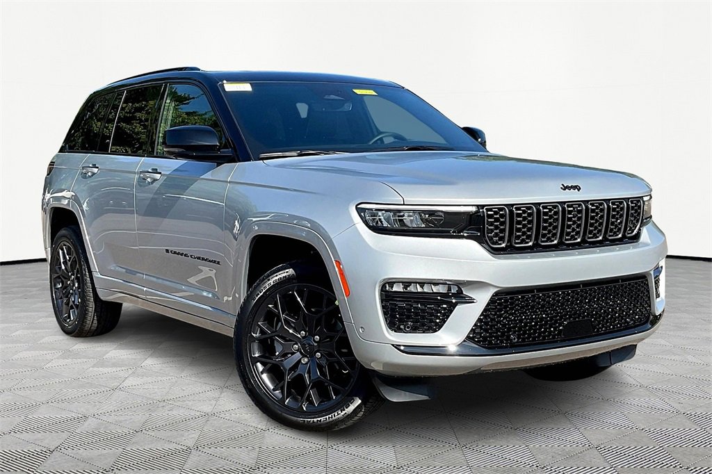 New 2025 Jeep Grand Cherokee Summit w/ High Altitude Package