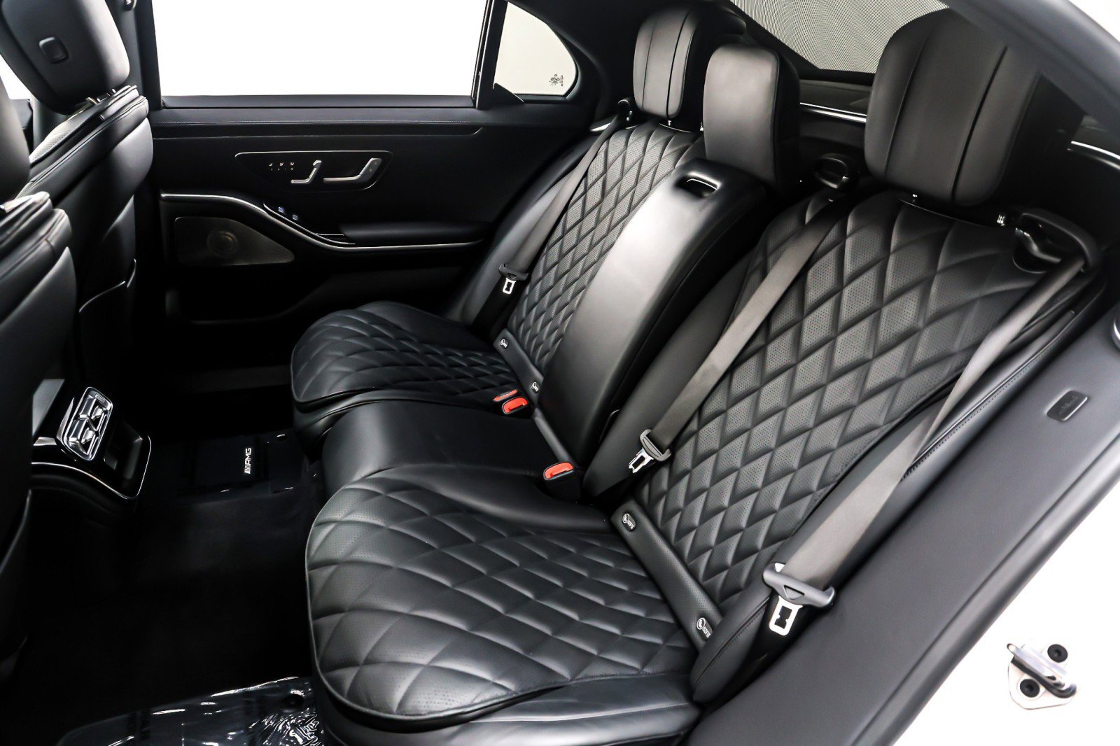 Used 2023 Mercedes-Benz S 580e 4MATIC Sedan image 9