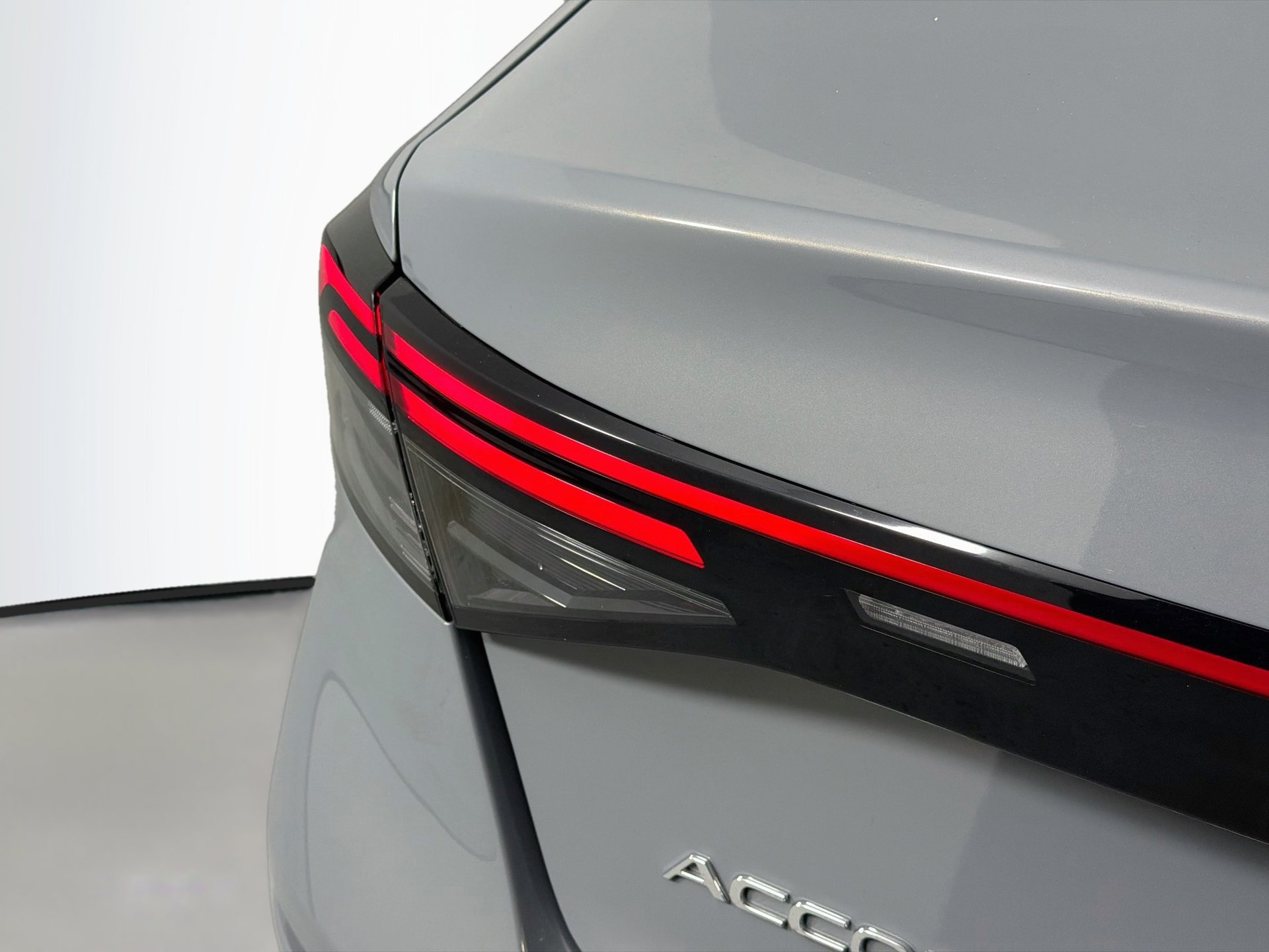 Certified 2025 Honda Accord SE image 11