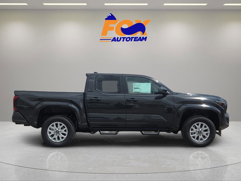 New 2026 Toyota Tacoma SR5 AWD/4WD image 5