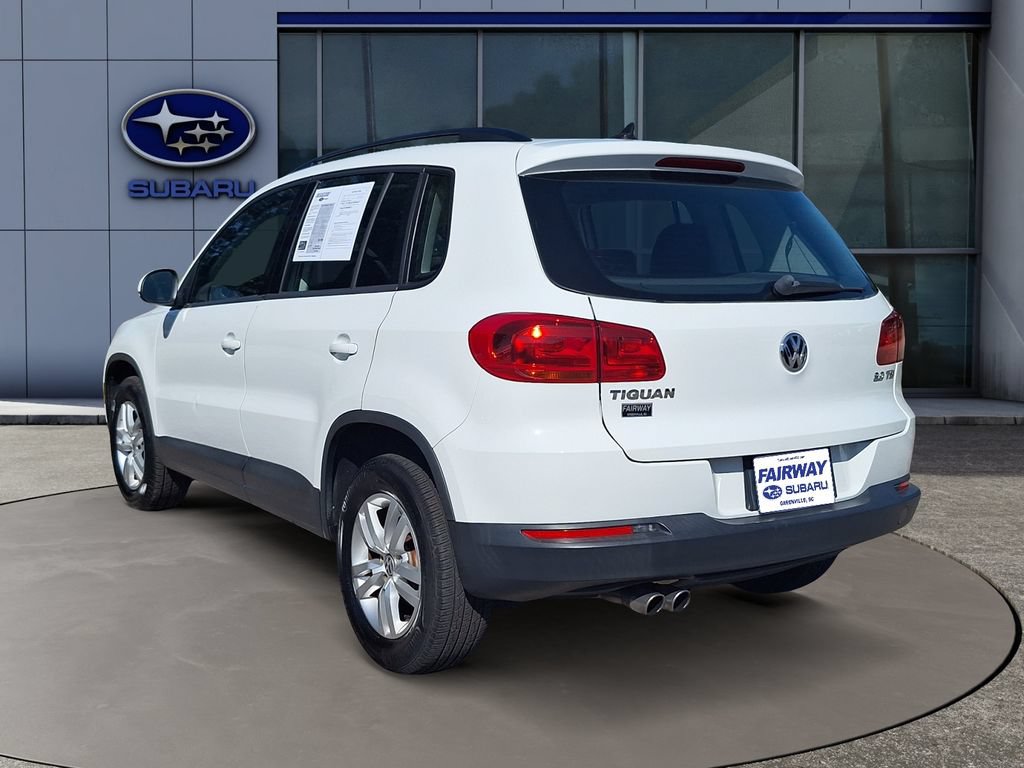 Used 2015 Volkswagen Tiguan S FWD image 3