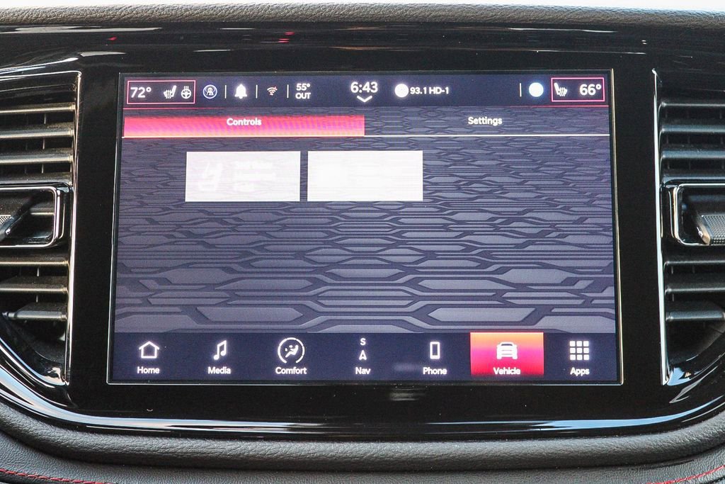 Used 2025 Dodge Durango GT AWD/4WD image 15