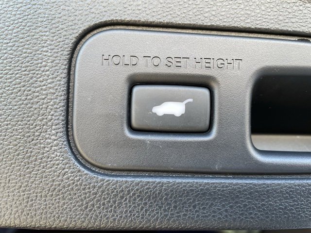 Used 2025 Acura MDX A-Spec image 33