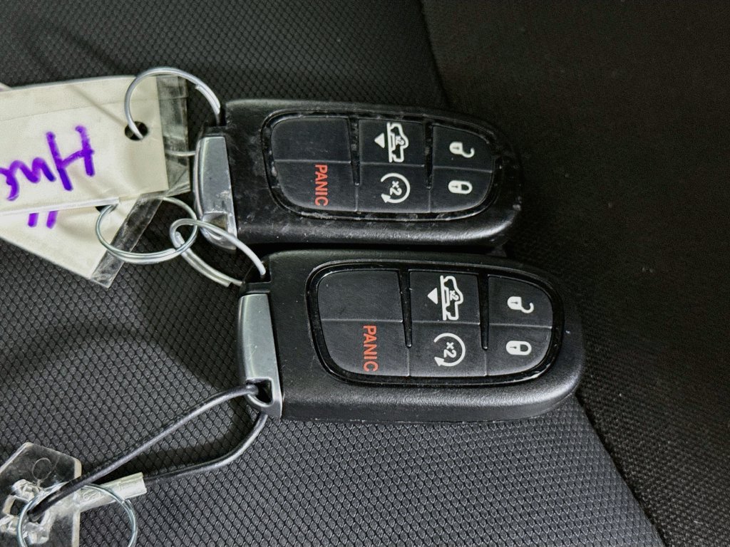 Used 2018 RAM 1500 Rebel w/ Luxury Group AWD/4WD image 32