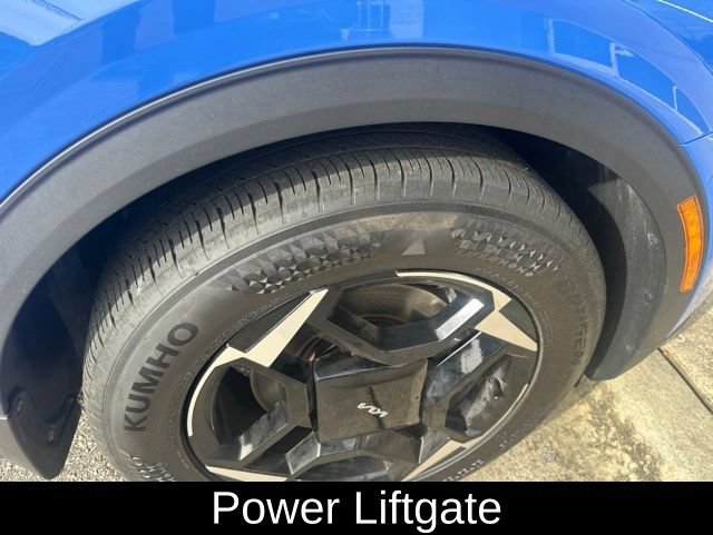 Used 2026 Kia Sportage EX FWD image 13