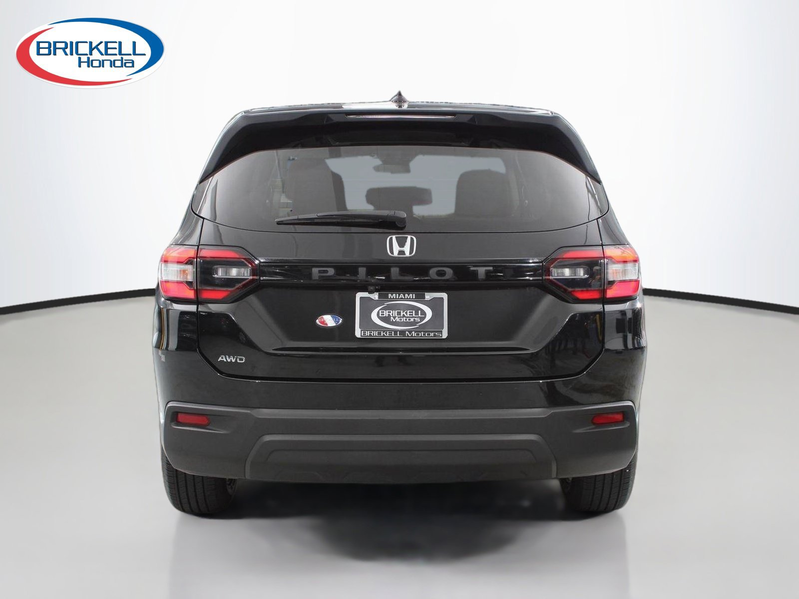 Certified 2023 Honda Pilot LX image 6