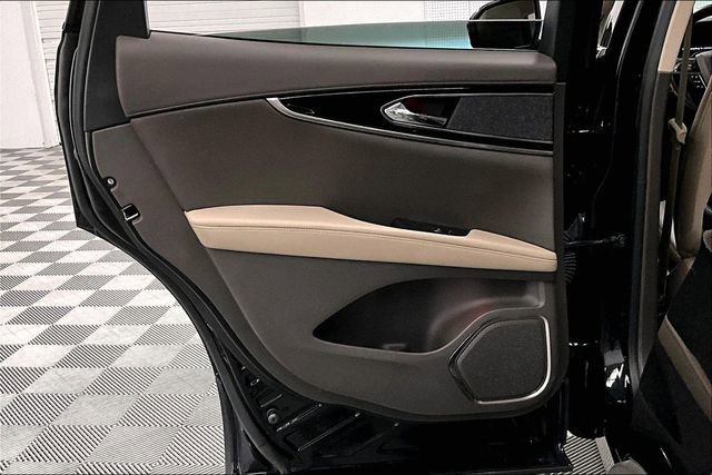 Used 2022 Lincoln Nautilus Reserve image 22