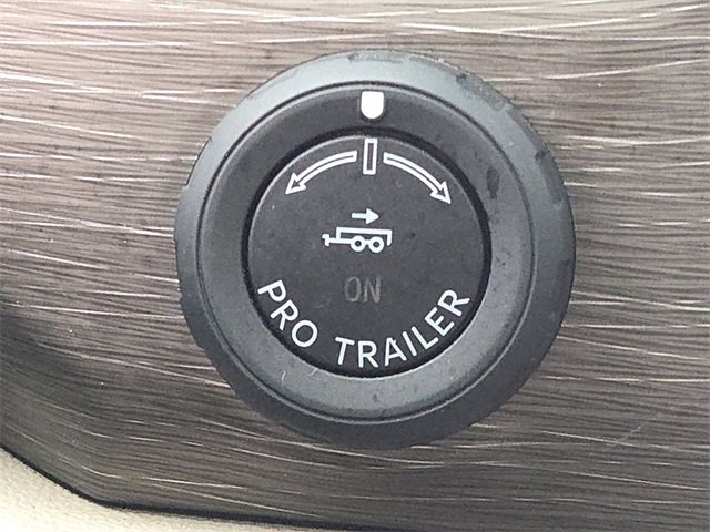 Used 2023 Ford Expedition Limited image 11