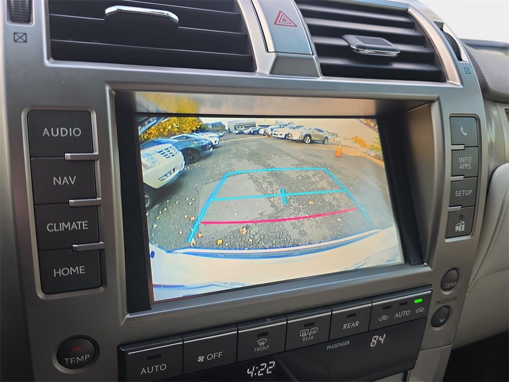 Used 2015 Lexus GX 460 image 24