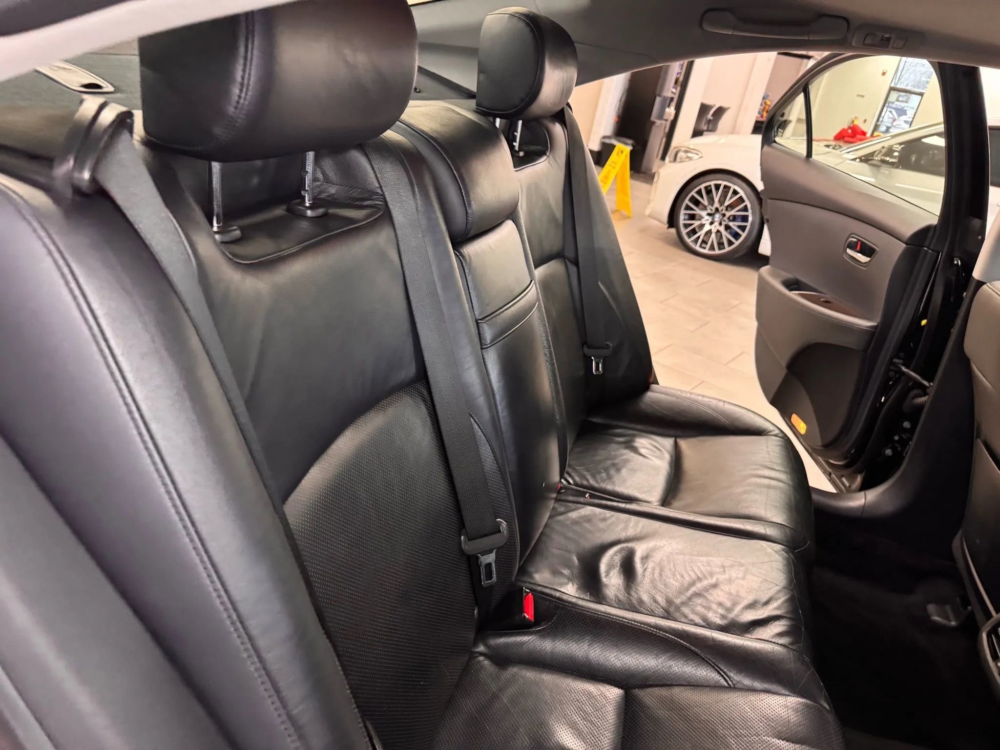 Used 2010 Lexus ES 350 FWD image 16