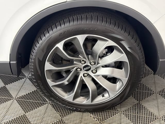 New 2026 Lincoln Aviator AWD image 27