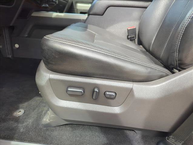 Used 2016 Ford F350 Lariat w/ Lariat Ultimate Package image 14
