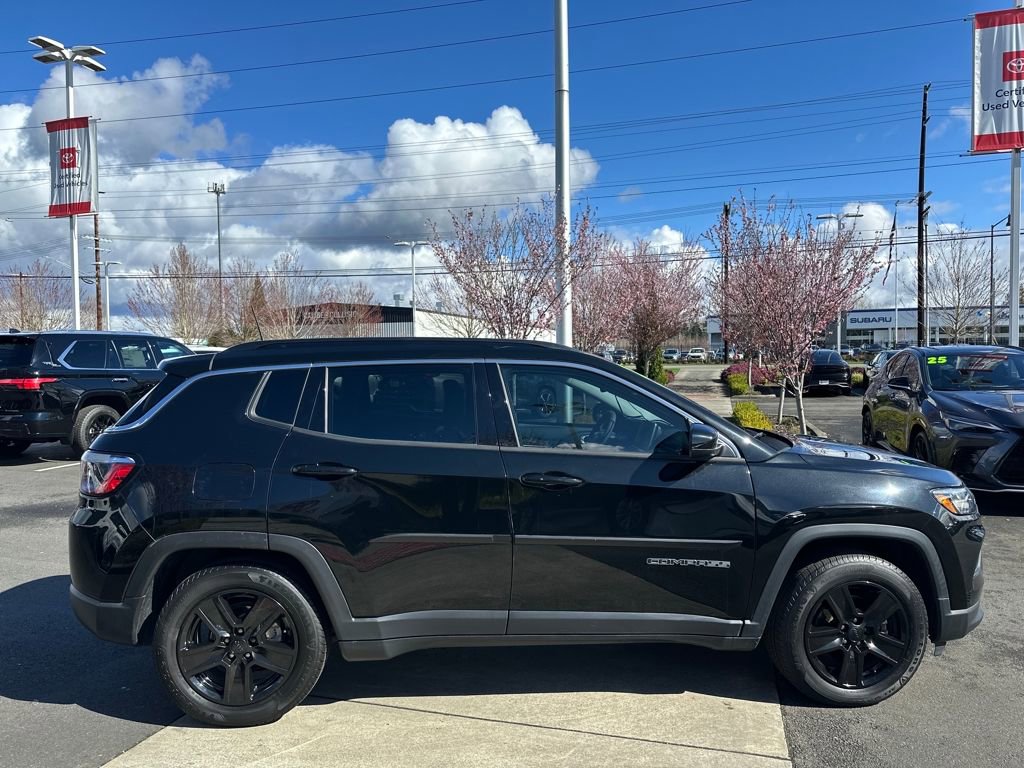 Used 2022 Jeep Compass Latitude image 6