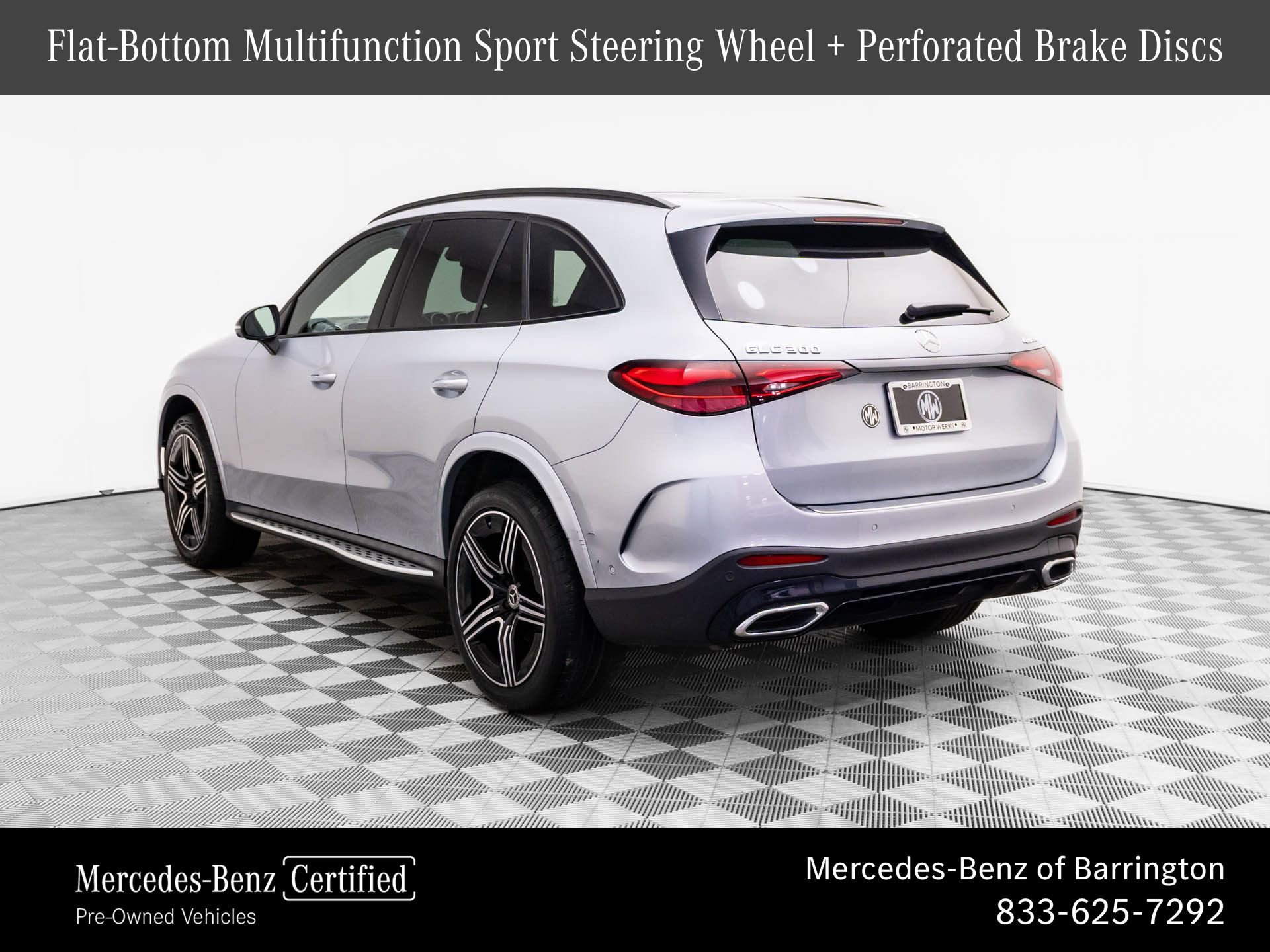 Used 2023 Mercedes-Benz GLC 300 4MATIC w/ AMG Line image 3