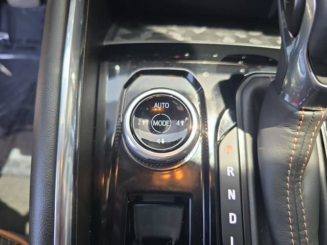 Certified 2025 GMC Canyon AT4 w/ Nightfall Edition AWD/4WD image 23