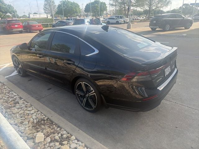 Used 2024 Honda Accord Sport image 4
