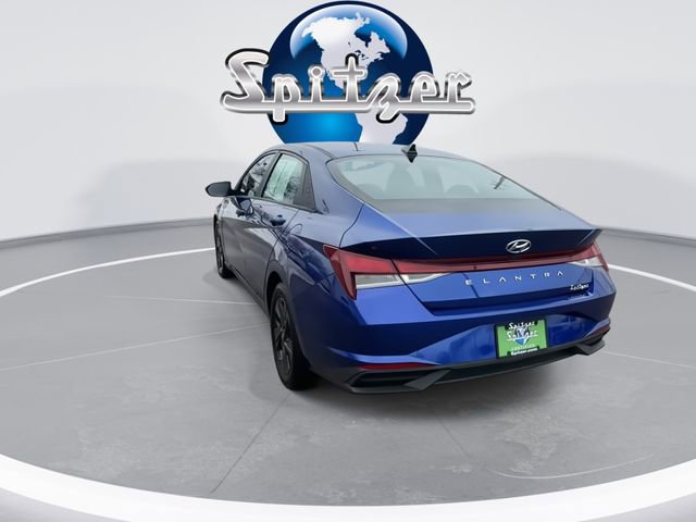 Used 2022 Hyundai Elantra SEL image 7