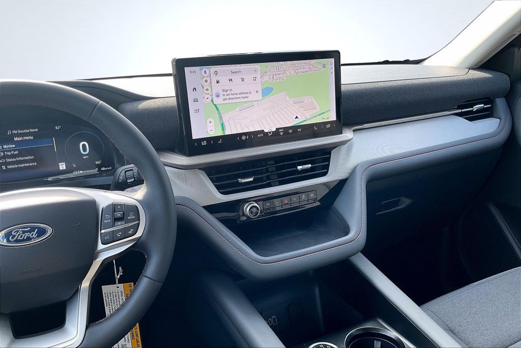 New 2026 Ford Explorer Active RWD image 6