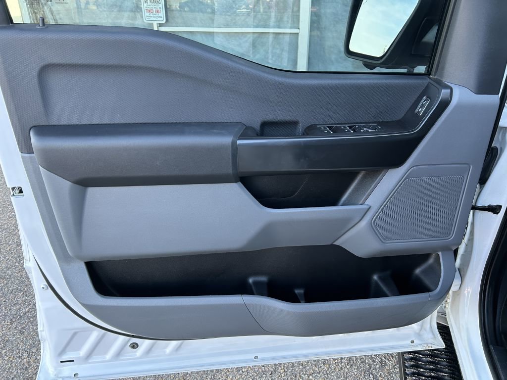 Used 2022 Ford F150 XL w/ Trailer Tow Package image 3