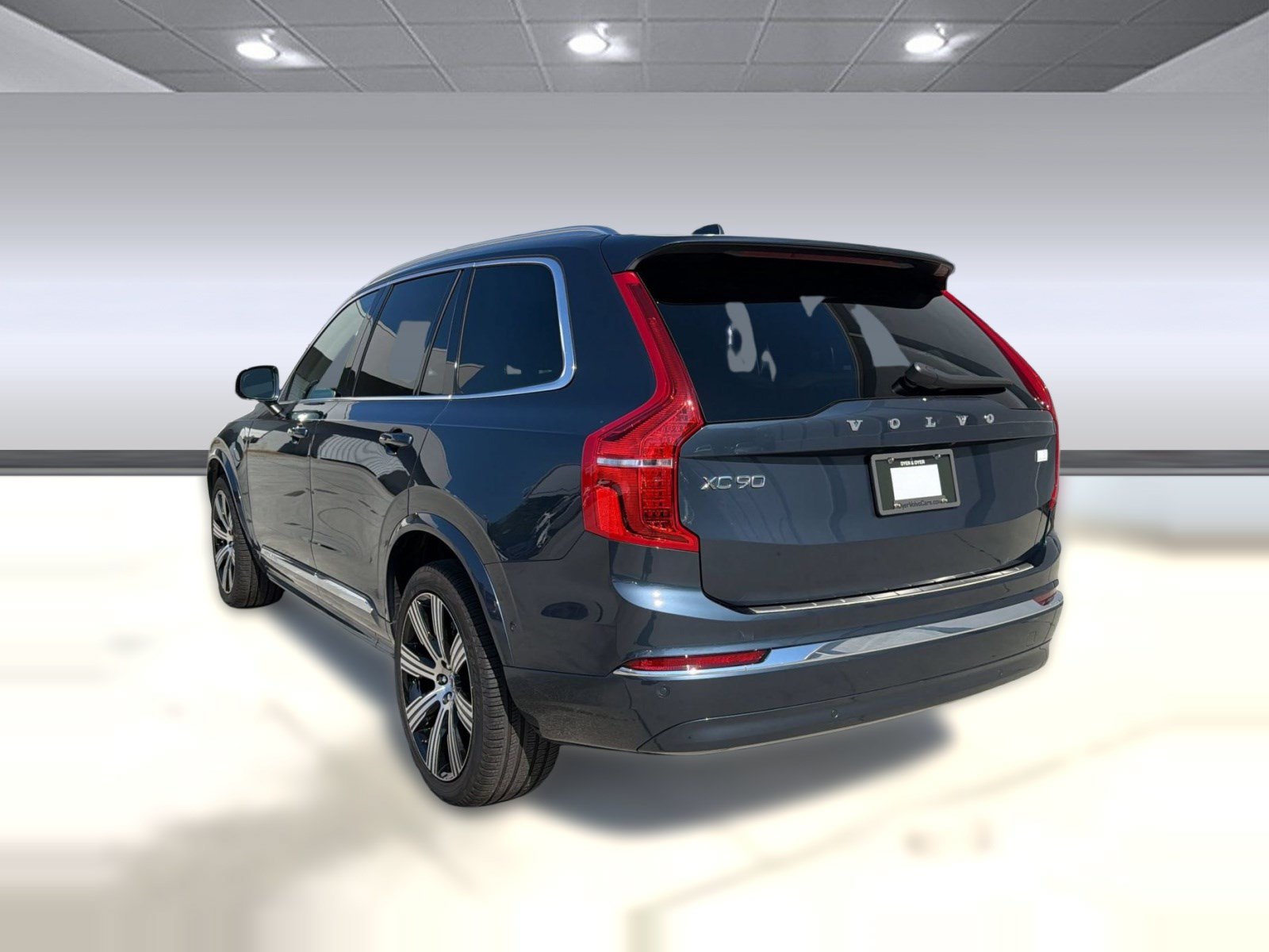 Certified 2024 Volvo XC90 T8 Plus w/ Protection Package Premier AWD/4WD image 3