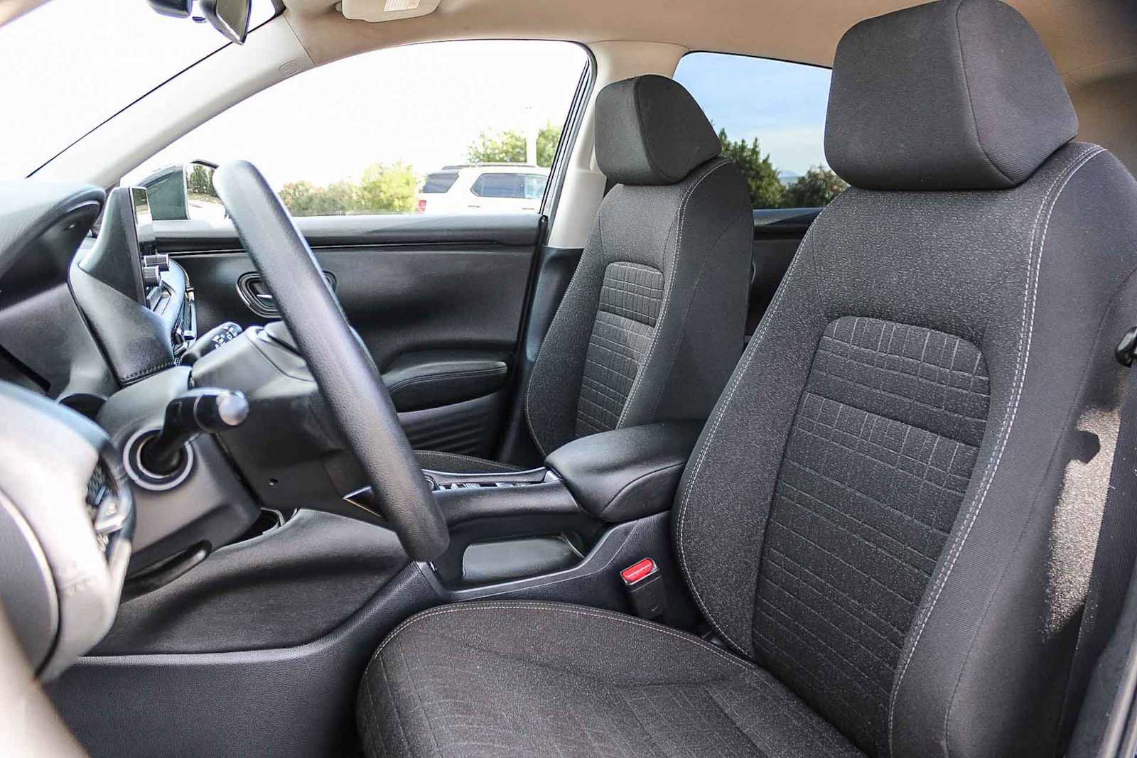 Certified 2023 Honda HR-V LX image 17