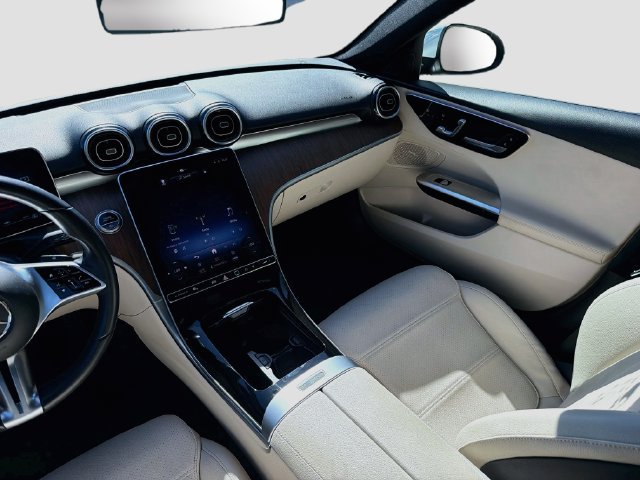 Used 2024 Mercedes-Benz C 300 Sedan image 19