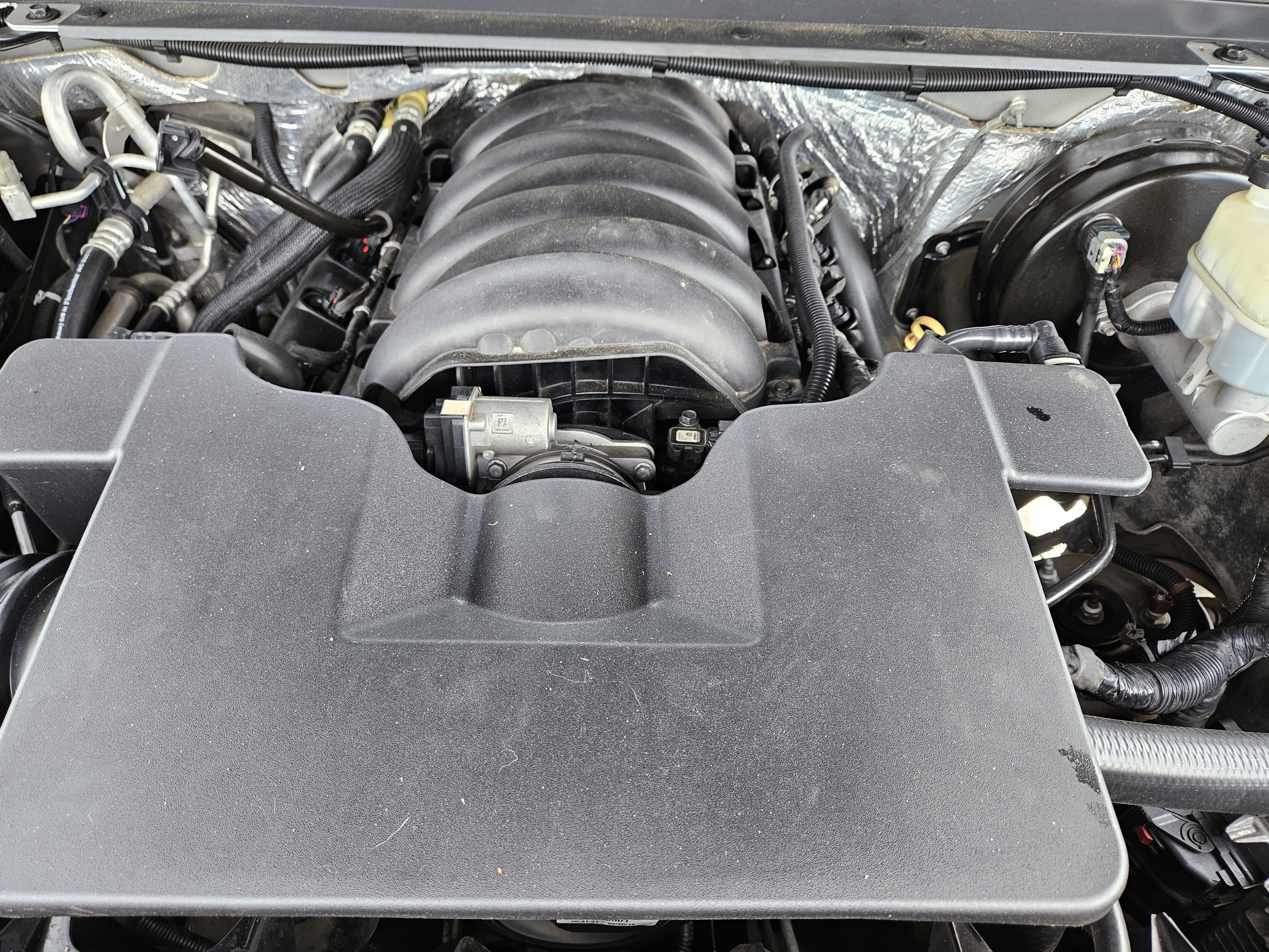 Used 2018 Chevrolet Suburban LT RWD image 33